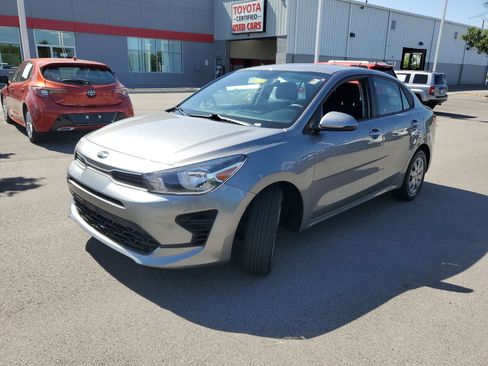 Used 2021 Kia Rio S FWD image 2