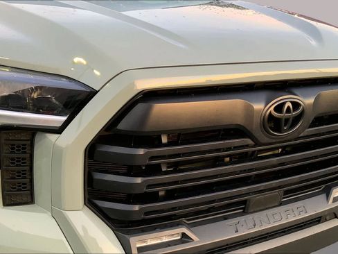 Used 2024 Toyota Tundra SR5 w/ SR5 Convenience Package AWD/4WD image 29