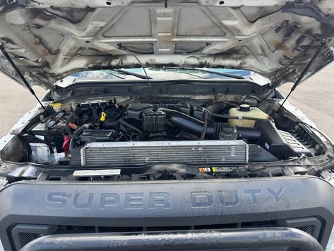 Used 2016 Ford F250 XL w/ Snow Plow Prep Package AWD/4WD image 22