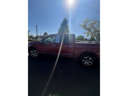 Used 2015 Ford F150 Platinum w/ Technology Package AWD/4WD image 2