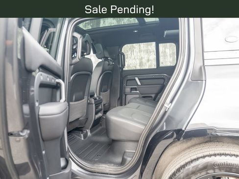 Certified 2024 Land Rover Defender 110 X-Dynamic SE AWD/4WD image 34