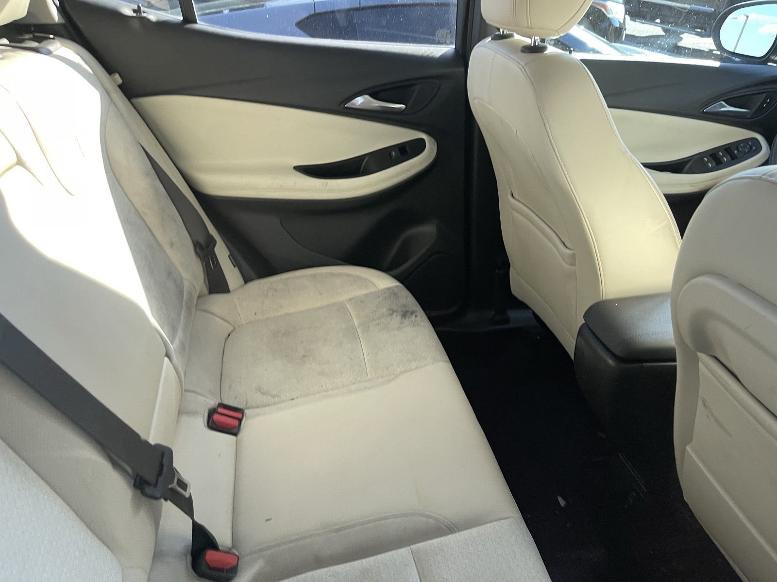 Used 2021 Buick Encore GX Select w/ Sport Touring Package FWD image 6