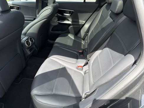 Used 2026 Mercedes-Benz GLC 300 4MATIC image 24