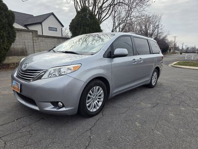 Used 2017 Toyota Sienna XLE