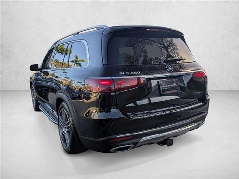 Used 2026 Mercedes-Benz GLS 450 4MATIC image 7