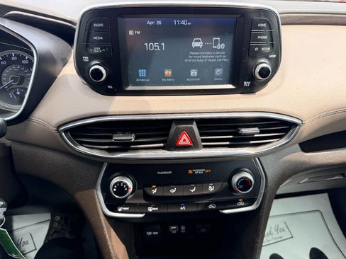 Used 2020 Hyundai Santa Fe SE AWD/4WD image 36