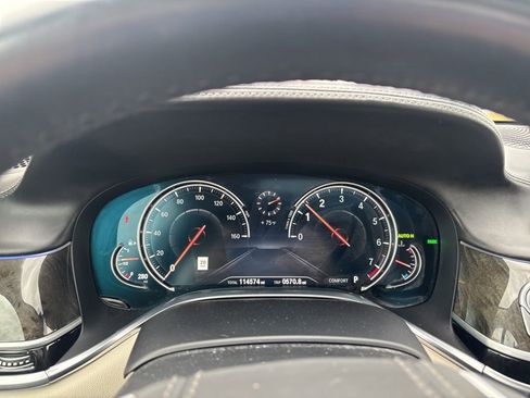 Used 2018 BMW 750i xDrive AWD/4WD image 6