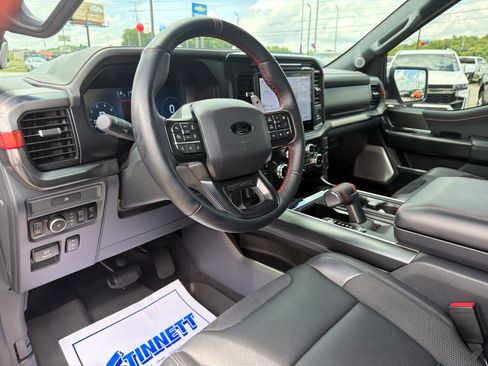 Used 2025 Ford F150 Raptor AWD/4WD image 15