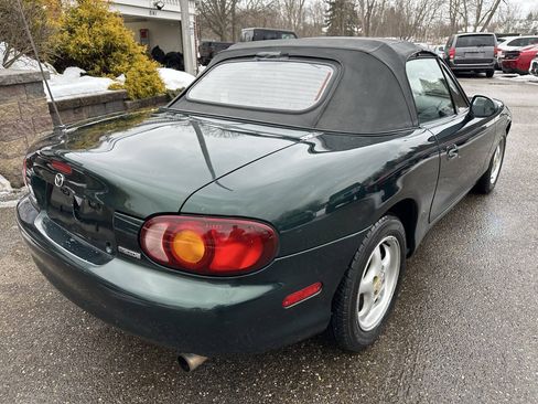 Used 2000 MAZDA MX-5 Miata RWD image 6