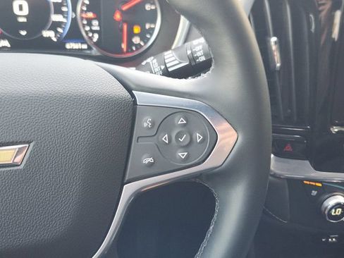 Used 2023 Chevrolet Traverse Premier FWD image 30