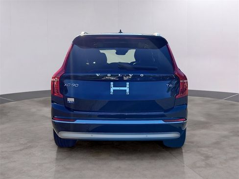 Used 2022 Volvo XC90 T6 Inscription w/ Advanced Package image 5