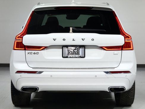 Used 2021 Volvo XC60 T8 Inscription Expression w/ Premium Package image 13