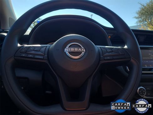 Certified 2025 Nissan Kicks Play S image 24