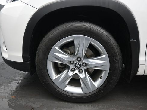 Used 2017 Toyota Highlander Limited w/ Protection Package #3 image 68