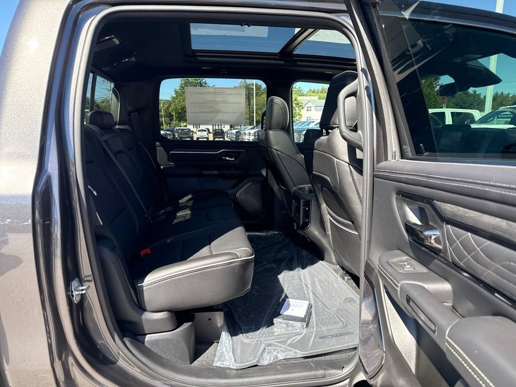 New 2027 RAM 1500 Limited AWD/4WD image 25