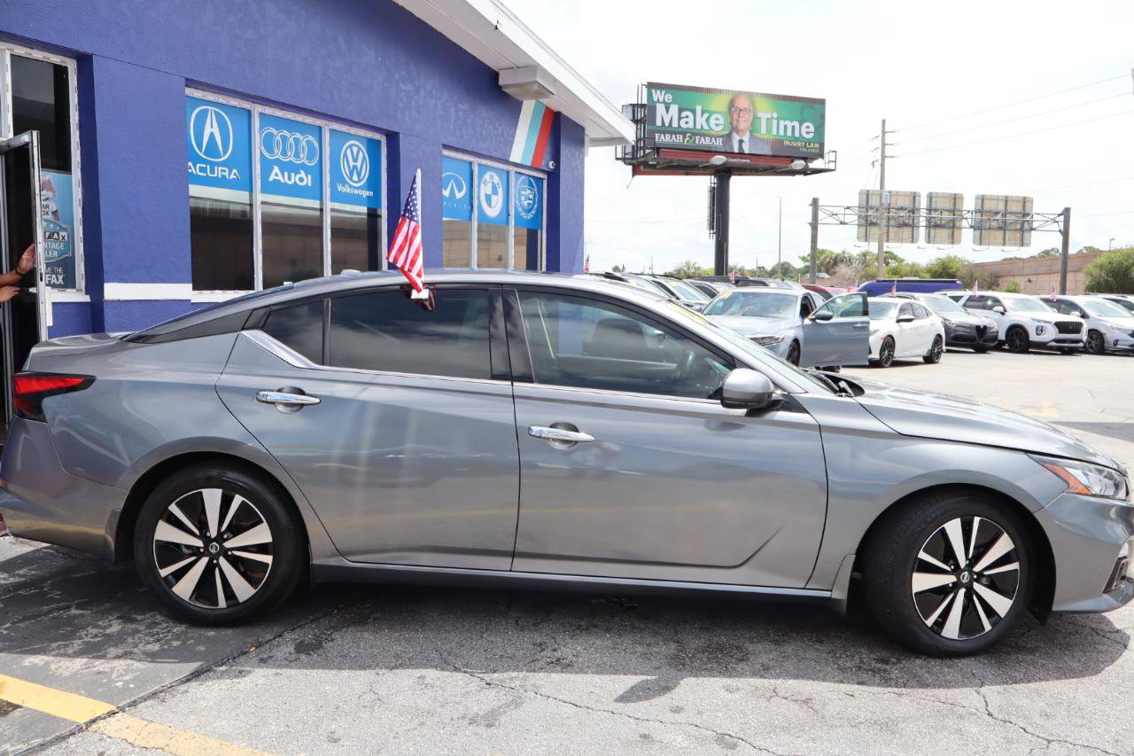 Used 2021 Nissan Altima 2.5 SL FWD image 4