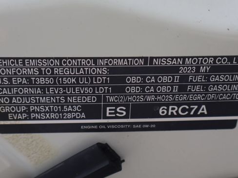 Used 2023 Nissan Rogue S FWD image 15