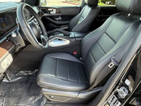 Used 2025 Mercedes-Benz GLE 450e 4MATIC image 18