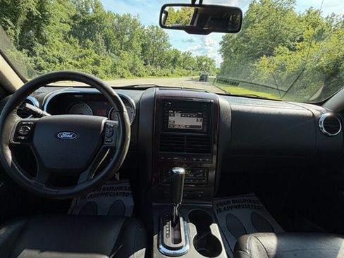 Used 2006 Ford Explorer Limited AWD/4WD image 10