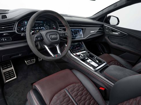 Used 2025 Audi RS Q8 performance AWD/4WD image 9
