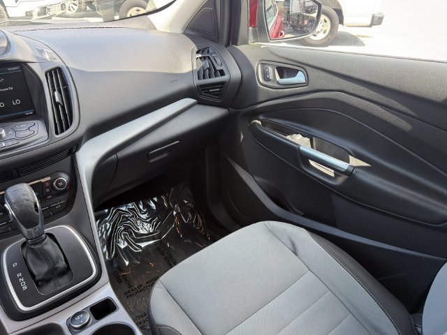 Used 2014 Ford Escape SE w/ Equipment Group 201A FWD image 16