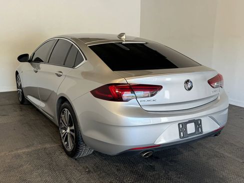 Used 2018 Buick Regal Essence FWD image 4