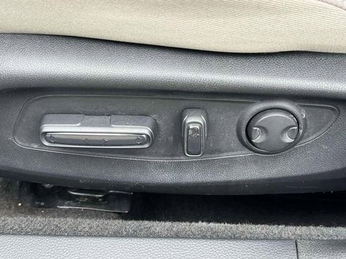 Used 2023 Honda Accord EX image 18
