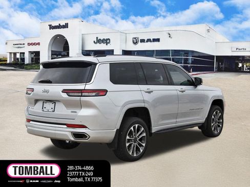 Used 2023 Jeep Grand Cherokee L Overland w/ Advanced Protech Group III AWD/4WD image 7
