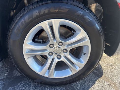 Used 2023 Dodge Charger SXT image 10