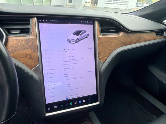 Used 2020 Tesla Model S Long Range AWD/4WD image 8