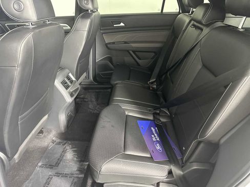 Used 2022 Volkswagen Atlas Cross Sport SEL R-Line image 34