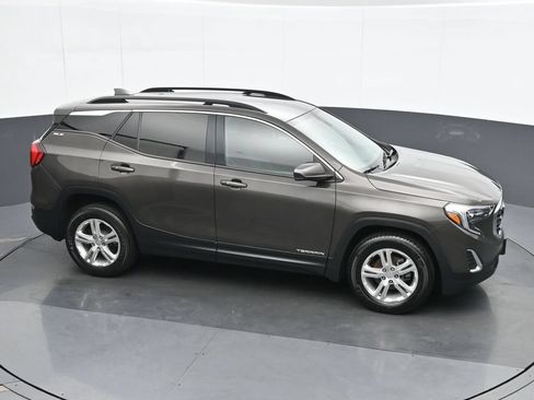 Used 2020 GMC Terrain SLE w/ Driver Convenience Package AWD/4WD image 23