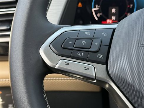 New 2026 Volkswagen Atlas Cross Sport SE image 11