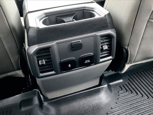 Used 2017 Ford F150 XLT w/ Equipment Group 302A Luxury image 30