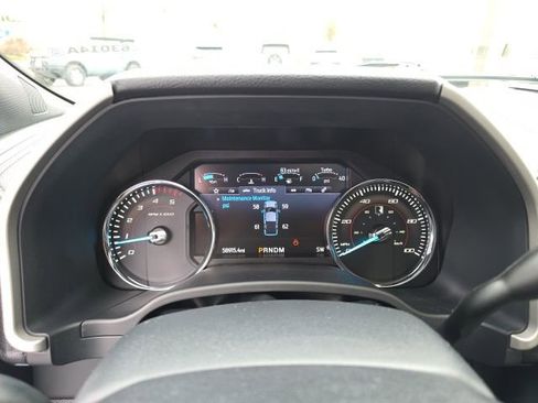 Used 2022 Ford F250 Lariat w/ Black Appearance Package image 25