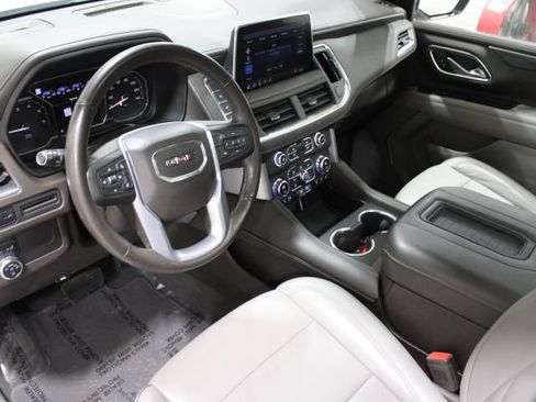 Used 2021 GMC Yukon SLT w/ SLT Premium Package AWD/4WD image 44