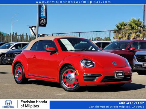 Used 2018 Volkswagen Beetle 2.0T S image 1