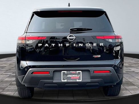 Certified 2025 Nissan Pathfinder S FWD image 5