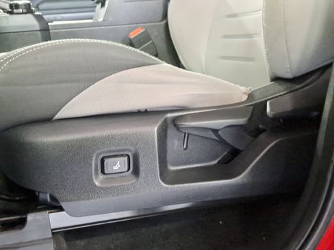 Used 2024 Toyota Tacoma TRD Off-Road image 12