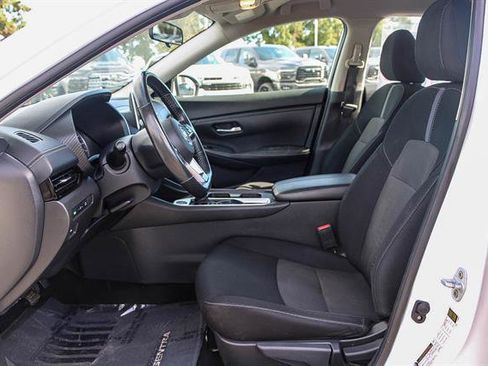 Used 2022 Nissan Sentra SV image 17