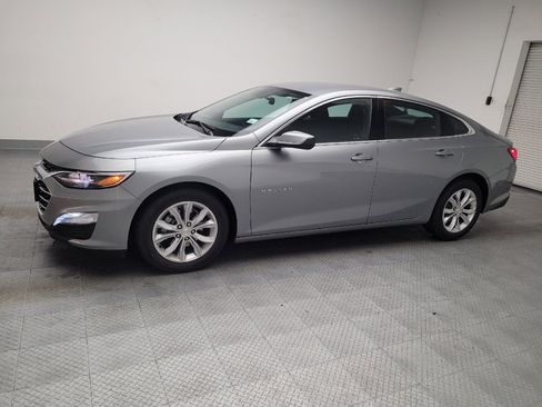 Used 2023 Chevrolet Malibu LT FWD image 2