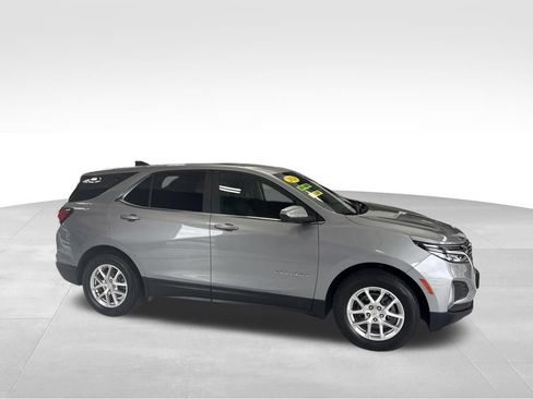 Used 2024 Chevrolet Equinox LT AWD/4WD image 7