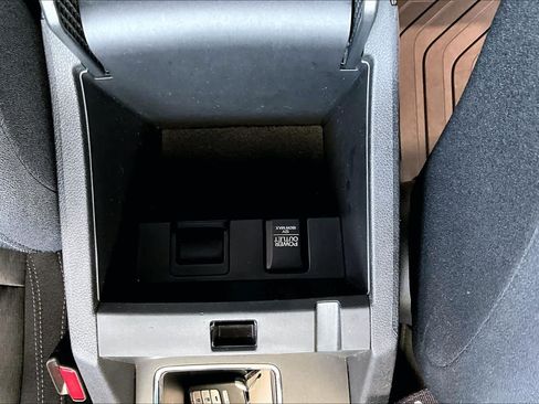Used 2015 Honda Accord EX image 33