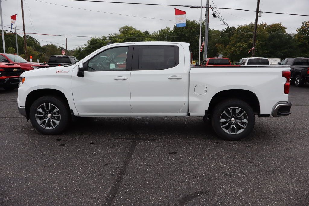 New 2026 Chevrolet Silverado 1500 LT w/ Z71 Off-Road Package AWD/4WD image 21
