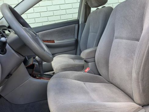 Used 2005 Toyota Corolla CE FWD image 9