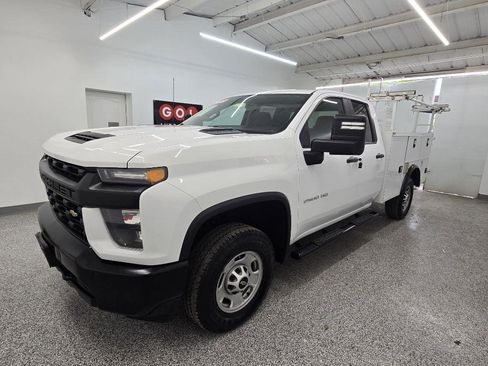 Used 2022 Chevrolet Silverado 2500 W/T w/ WT Fleet Convenience Package image 3
