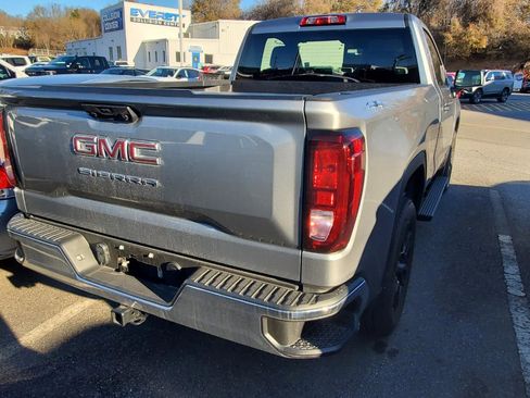 Used 2025 GMC Sierra 1500 Pro w/ Pro Value Package image 9