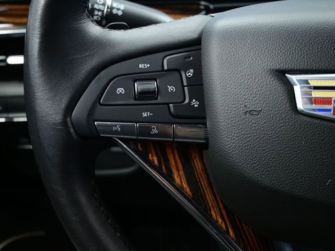 Used 2023 Cadillac Escalade ESV Luxury RWD image 19