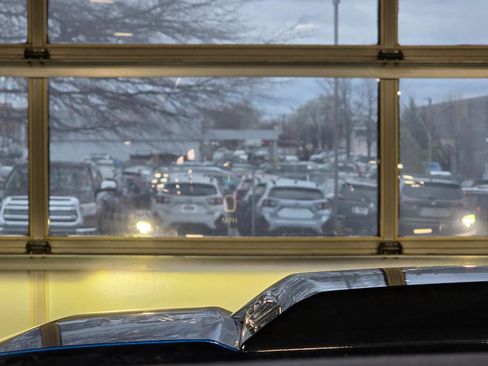 Used 2022 Chevrolet Silverado 1500 ZR2 w/ Technology Package image 40