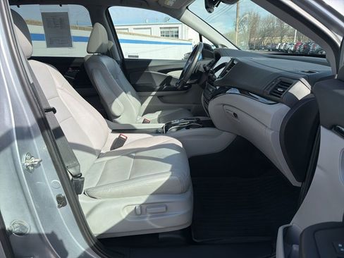 Certified 2019 Honda Pilot Elite image 25